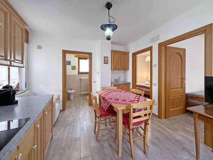 Location de vacances pour 3 personnes, avec balcon à Arta Terme - 3