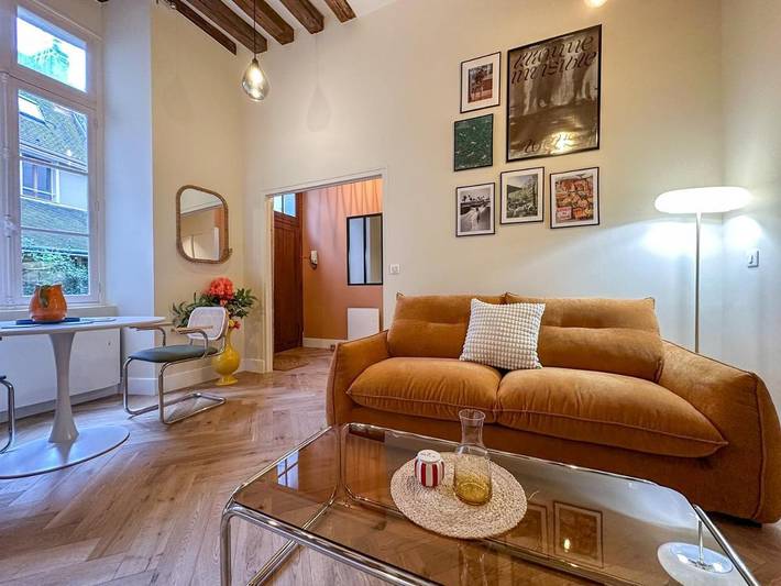 Gîte pour 2 personnes dans Cathédrale Notre-Dame (Chartres)