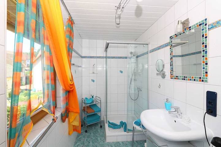 Ferienwohnung für 5 Personen, mit Garten und Balkon in Waischenfeld - 4