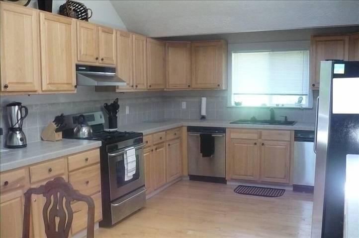 Vacation house for 8 people, with yard and terrace as well as hot tub, with pets in Lincoln City