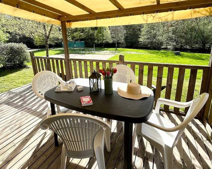 Camping pour 4 personnes, avec terrasse dans Périgord Vert - 3