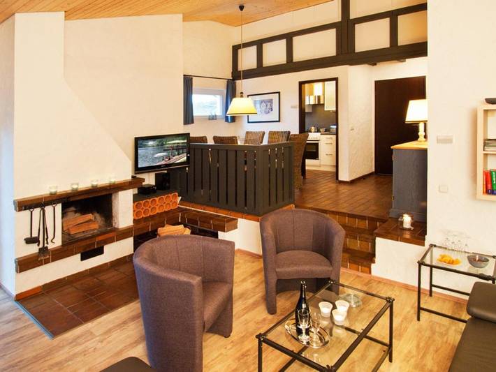 Ferienhaus für 6 Personen, mit Ausblick und Seeblick sowie Garten und Terrasse in Rheinland-Pfalz - 2