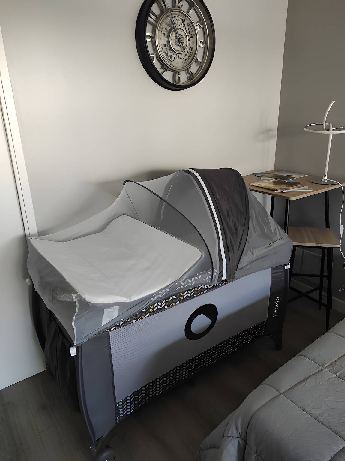 Estudio entero, Estudio 'Chamole' con Wi-Fi en el Jura in Chamole, Jura