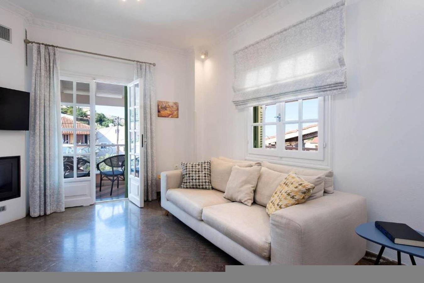 Entire apartment, Kassiopi Home in Kassiopi, Corfu