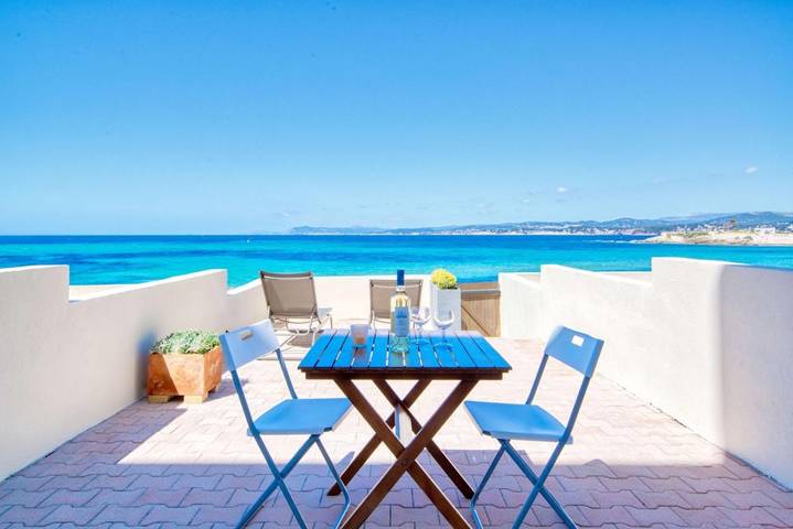 Gîte pour 4 personnes, avec terrasse et vue, animaux acceptés dans Plage Du Rayolet - 2