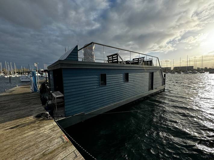 Hausboot für 5 Personen, mit Ausblick und Terrasse sowie Seeblick, kinderfreundlich in Burg auf Fehmarn und Umgebung - 4