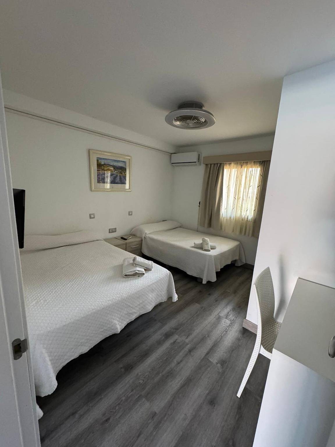 Apartamento vacacional entero, Apartamento de vacaciones para 4 personas con vistas al mar in Playa de las Américas, Arona 