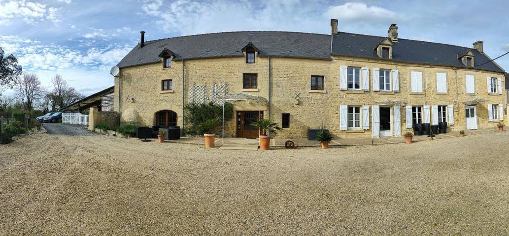 Chambre d’hôte pour 4 personnes, avec vue et jardin