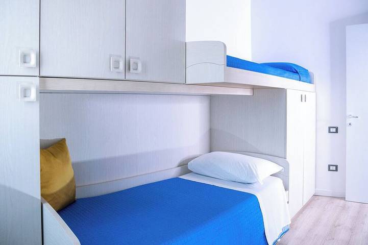 Ganze Wohnung, Venedig 30 Minuten App. in Landvilla mit Schwimmbad im Garten von 10.000 m in Casalserugo, Padua Provinz
