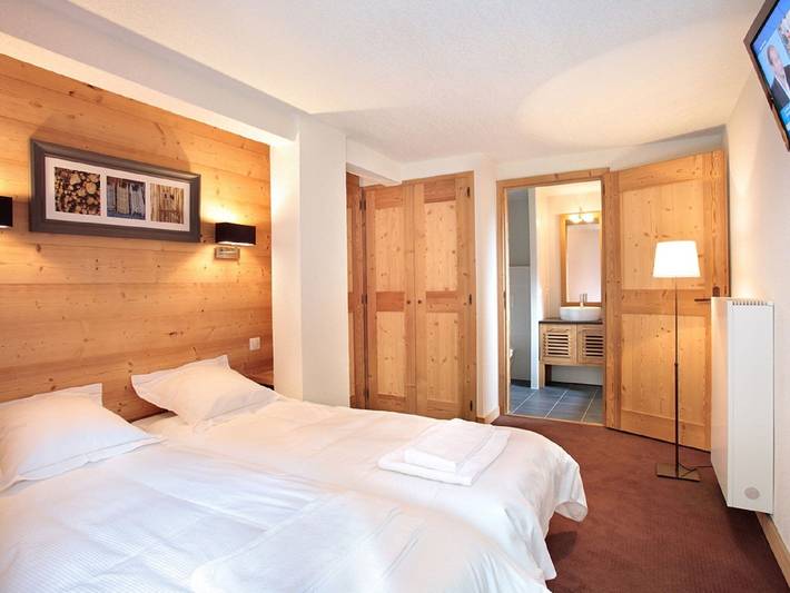 Gîte pour 4 personnes, avec Piscine à Vallorcine - 3