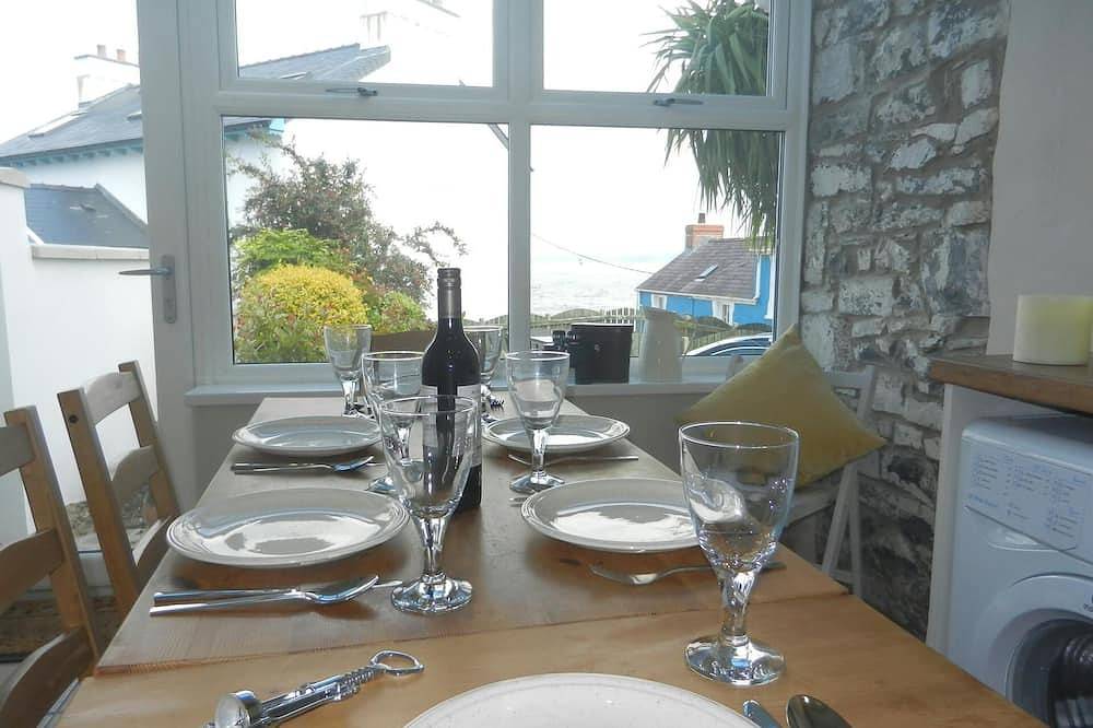 Cottage for 6 People in New Quay, Ceredigion