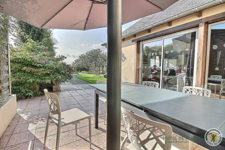 Gîte pour 6 personnes, avec terrasse et jardin à Plourhan - 3