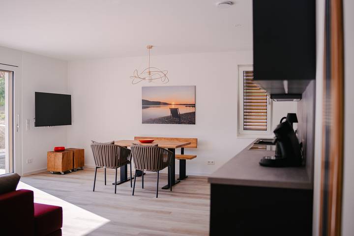 Ganze Wohnung, Ferienapartments Seepark Möhnesee - Ferienwohnung "Ankerplatz", 70qm, 1 Schlafraum, max 2 Personen in Körbecke, Möhnesee