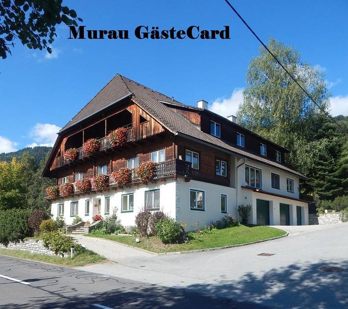 Ferienwohnung für 5 Personen, mit Balkon und Terrasse sowie Garten und Ausblick