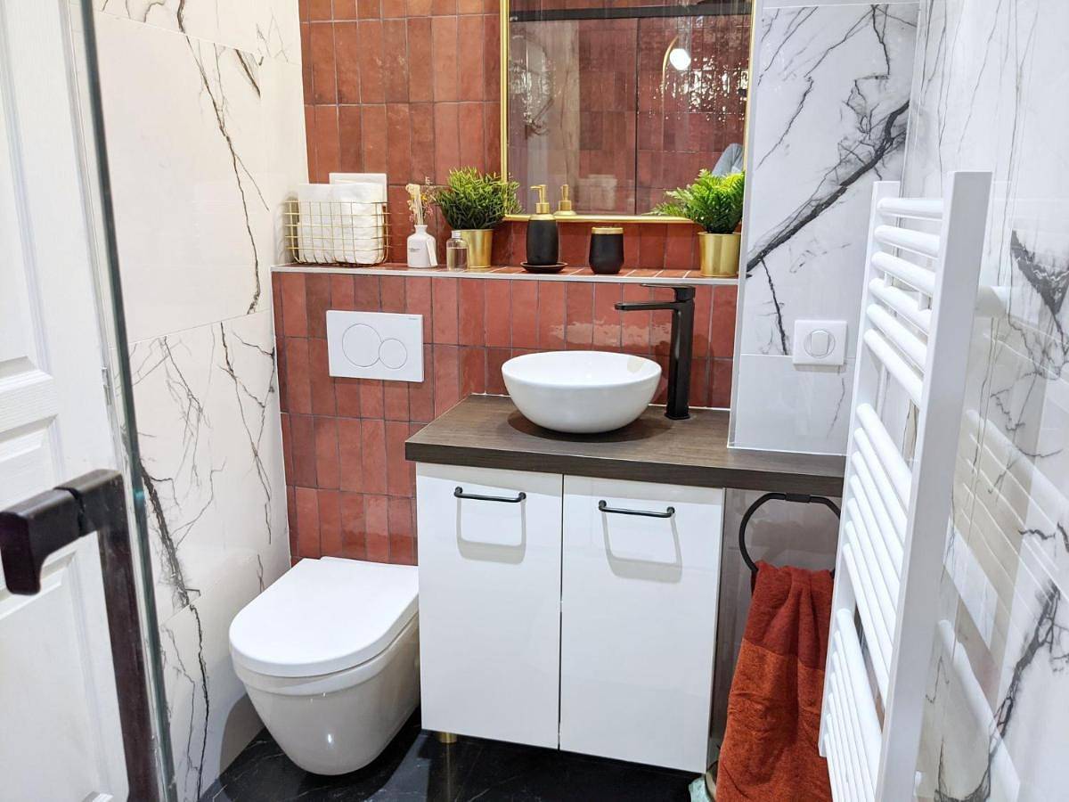 Appartement entier, Two-Bedroom Apartment with Garden View in Choisy-le-Roi, Val-de-Marne