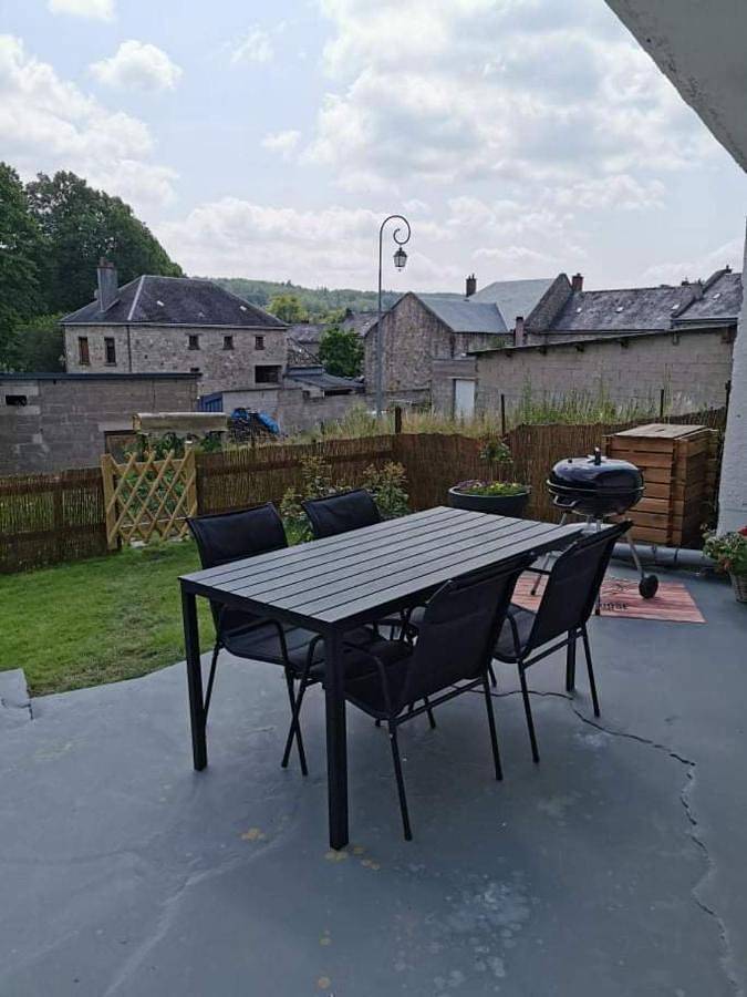 Location de vacances pour 6 personnes, avec jardin à Hargnies - 4