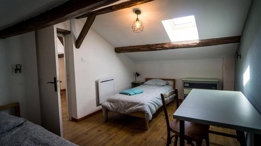 Location de vacances pour 5 personnes, avec Terrasse et Jardin à Saint-Hilaire-de-Villefranche - 2