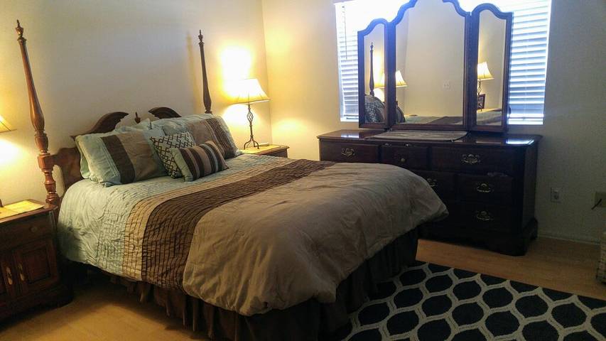 Vacation rental for 4 people, with hot tub and pool as well as terrace in Tucson