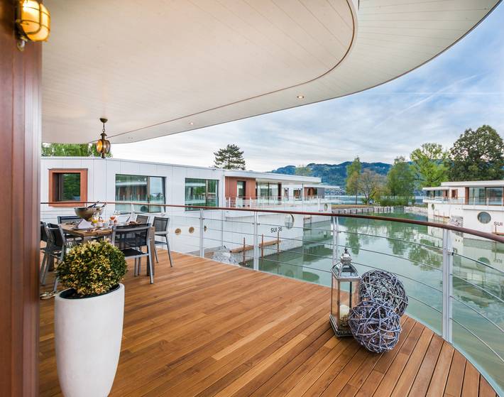 Ferienhaus für 6 Personen, mit Pool und Balkon sowie Ausblick und Sauna am Thunersee - 2