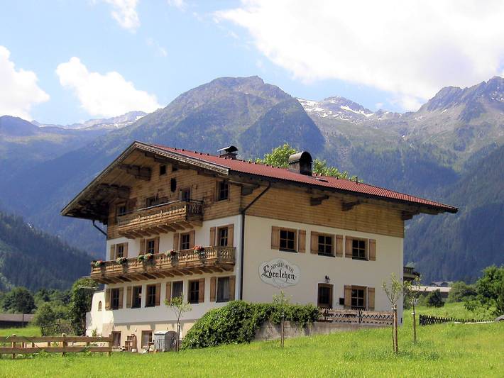 Ferienwohnung für 4 Personen, mit Balkon in Krimml