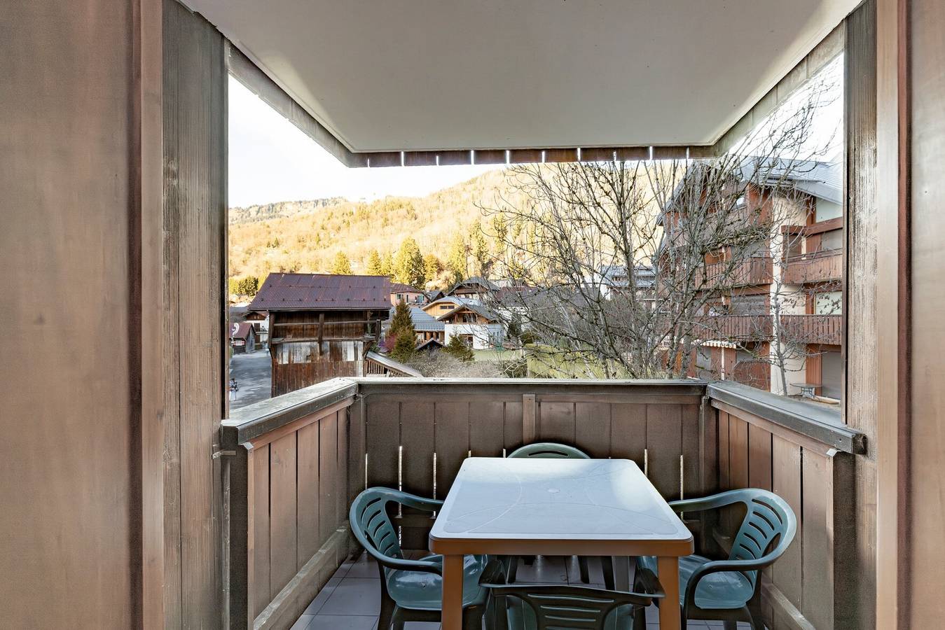 Ganze Wohnung, Appartement „Cosy Centre Samoëns“ mit Bergblick, Balkon und Nähe zu den Pisten in Samoëns, Region Bonneville
