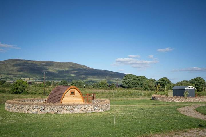 Glamping for 2 people, with Garden and View in Northern Ireland
