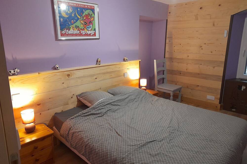 Ganze Wohnung, Comfortable apartments for 14 people in Glières-Val-de-Borne, Region Bonneville