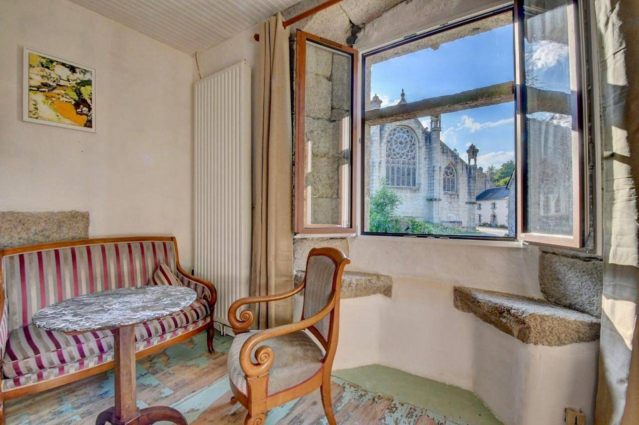Presbytère Xvième siècle - Charme & Vue Chapelle St Herbot in Loqueffret, Région de Châteaulin