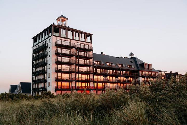Ferienwohnung für 6 Personen, mit Ausblick und Pool sowie Balkon und Sauna in Cadzand-Bad
