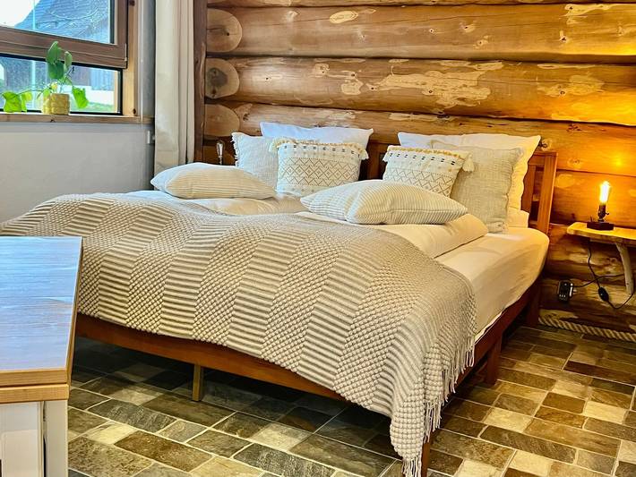 Chalet 'LaCasa' with private terrace, Wi-Fi and air conditioning in Rosenfeld, Neckar-Alb