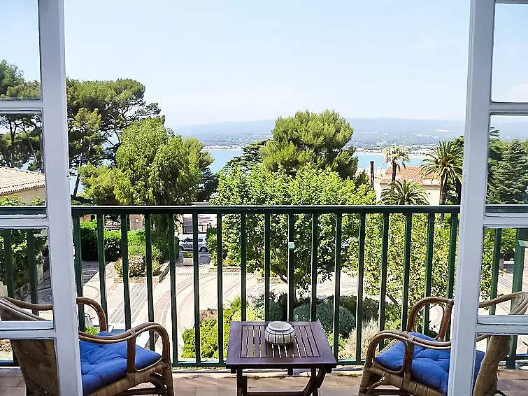 Appartement entier, 1 Pièce 2 Personnes in Saint-Cyr-sur-Mer, Région de Toulon