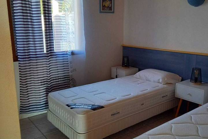 Maison situation calme, bien ensoleillée, dans résidence à 10' de la plage in Saint Pierre la Mer, Fleury