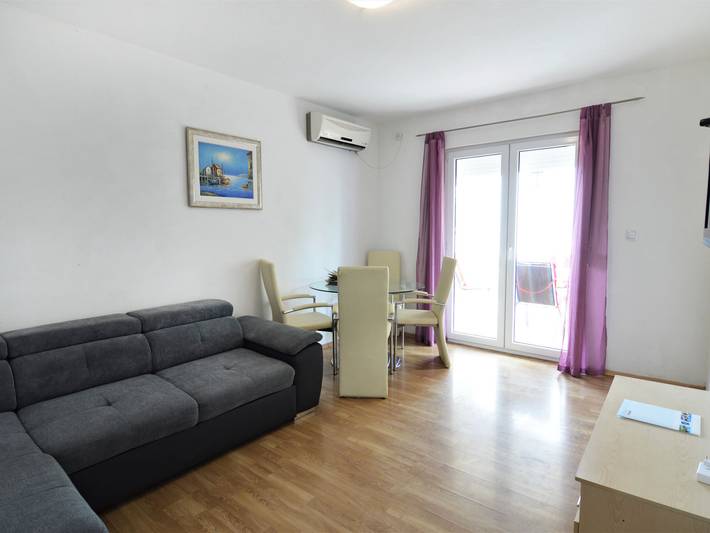 Gîte pour 4 personnes, avec terrasse, animaux acceptés à Tribunj - 3