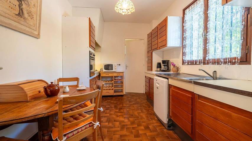 Location de vacances pour 9 personnes, avec jardin, animaux acceptés à Puisserguier - 2