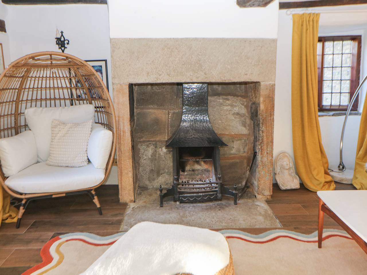 Old Manor House in Derbyshire