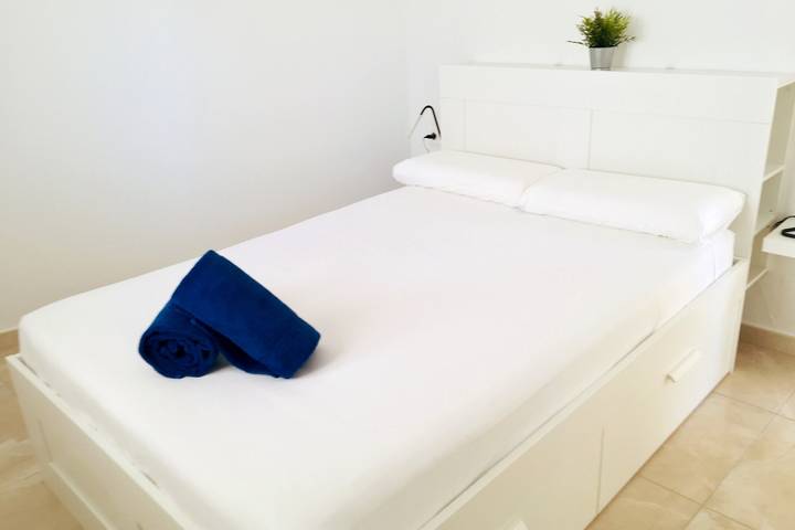 Apartamento vacacional entero, Apartamento privado con terraza y vistas al jardín. in Tahiche, Teguise