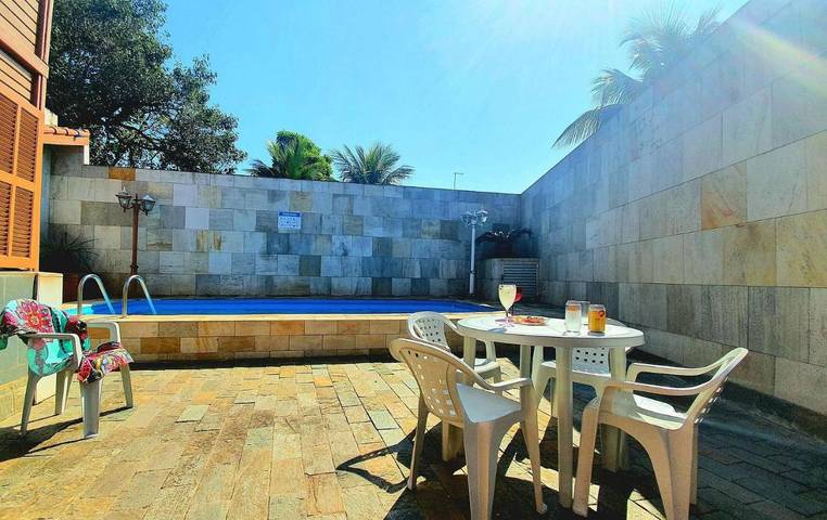 Casas e apartamentos de temporada para 12 pessoas, com balcão em Itanhaém