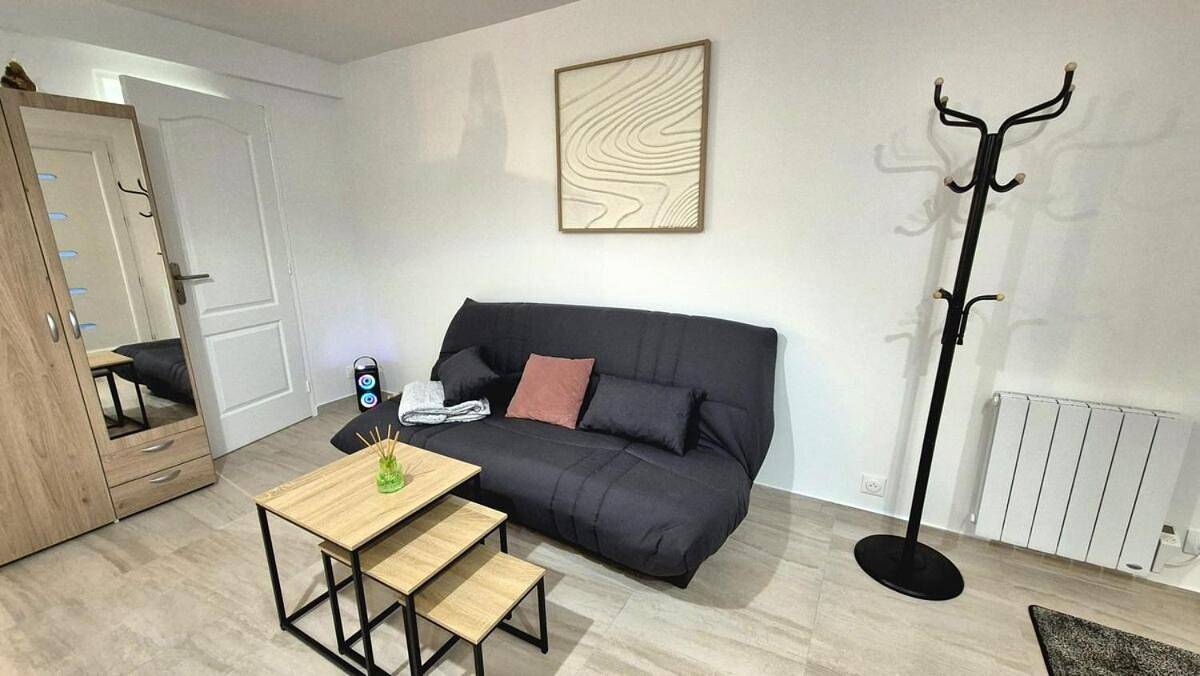 Appartement entier, Studio Climatisé, Idéal Disney 10min in Villeneuve-le-Comte, Seine-et-Marne