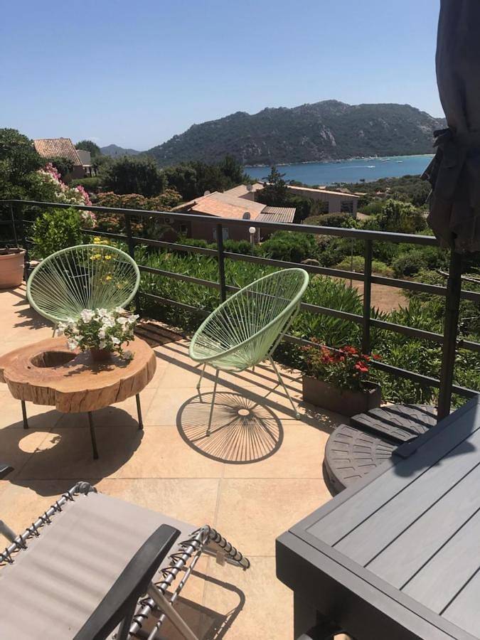 Maison de vacances pour 6 personnes, avec balcon et vue dans Santa Giulia