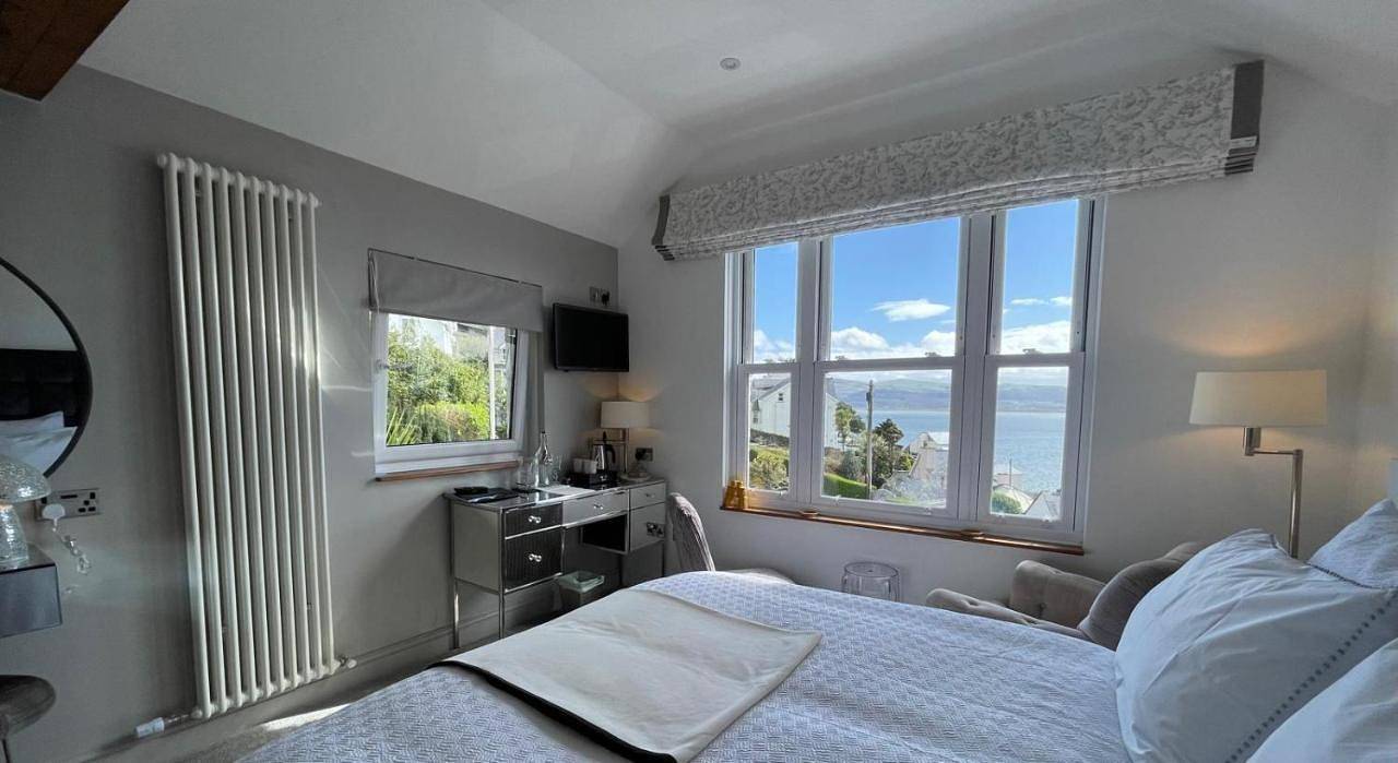 King Room with Sea View in Aberdyfi, Aberdovey