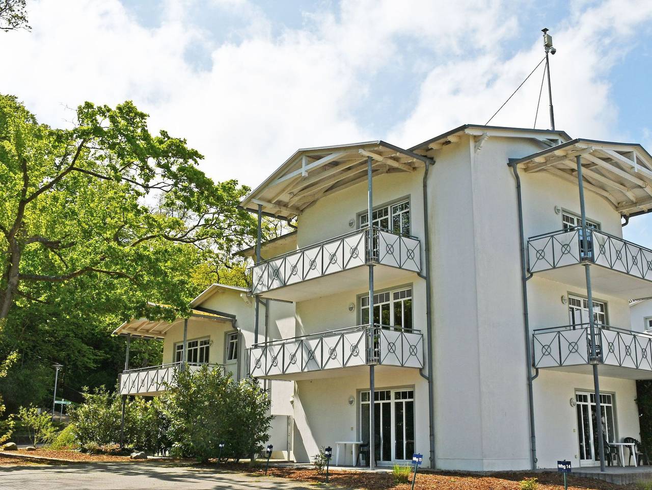 Ganze Ferienwohnung, Appartementhaus am Strand m. Balkon Göhren (Or 01-09) in Göhren, Rügen