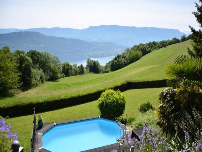 Appartement de vacances pour 7 personnes, avec piscine et jardin