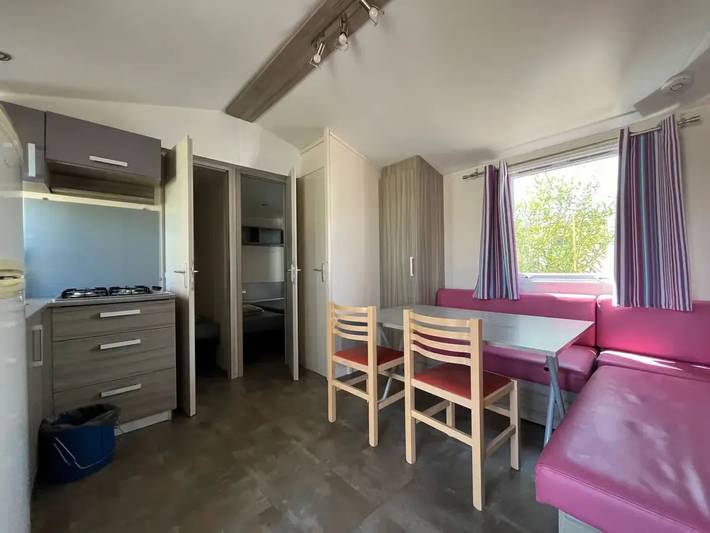 Bungalow Vic-la-Gardiole 26 m² avec piscine in Vic-la-Gardiole, Côte méditerranéenne (France)
