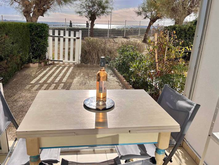 Gîte pour 4 personnes, avec terrasse dans Plage du Point-Zéro - 3