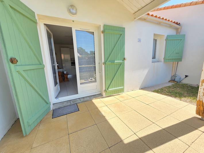 Maison de vacances pour 4 personnes, avec Terrasse ainsi que Jardin et Piscine à Jard-sur-Mer