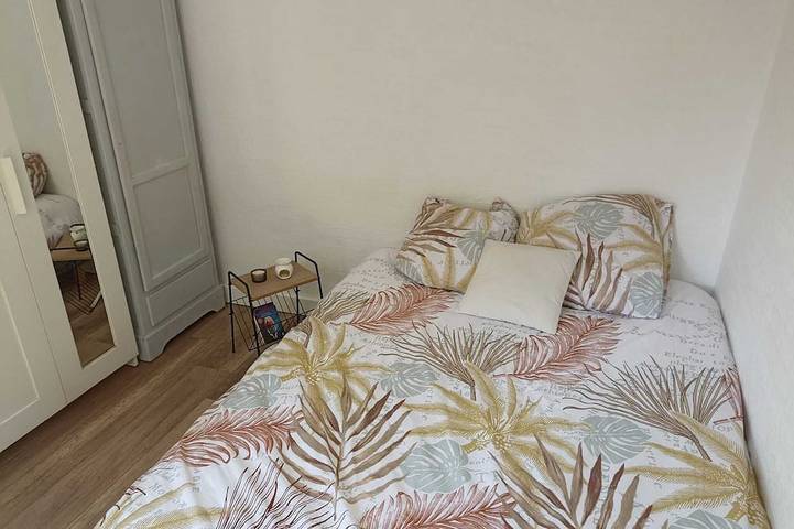 House 20 min from Paris (line h) + Cdg airport link. 5 min walk to transport. in Saint-Brice-sous-Forêt, Val-d'Oise