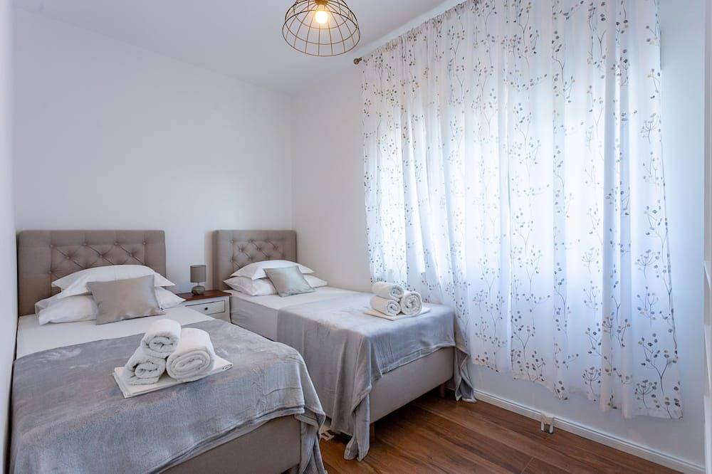 Villa Melki Save 20 percent on Split-villas com in Klis, Split-Dalmatien