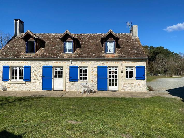 Cottage pour 2 personnes, avec jardin et vue à Challes
