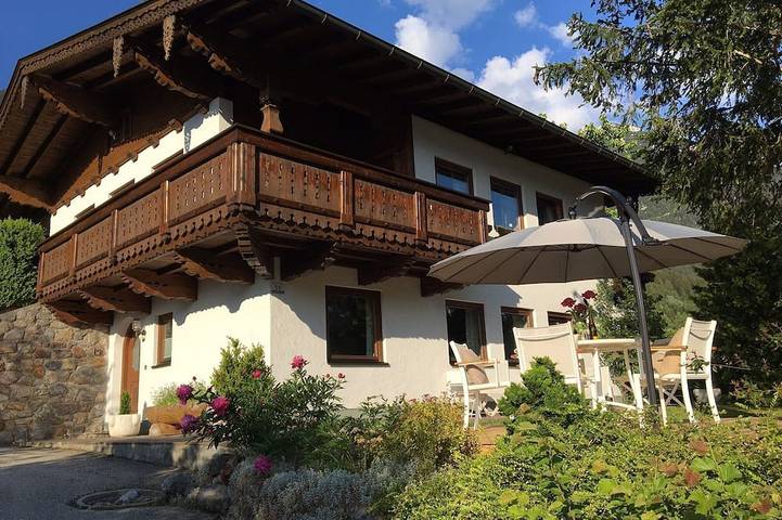 Ferienwohnung für 6 Personen, mit Terrasse und Garten in Eben am Achensee