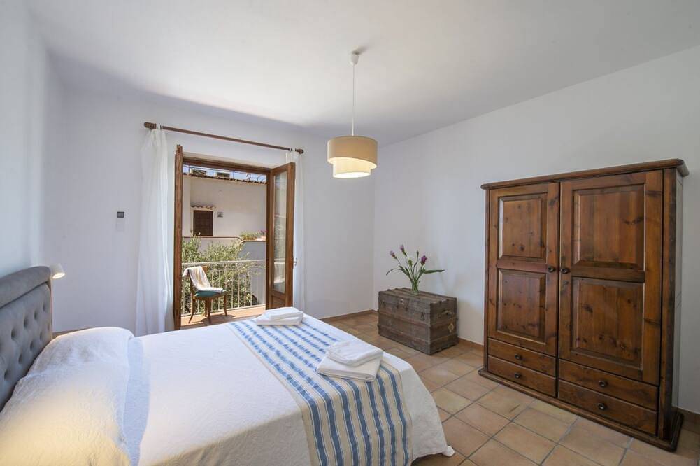 Casa Ella Praiano family home with private parking and strong Wifi in Vettica Maggiore, Praiano